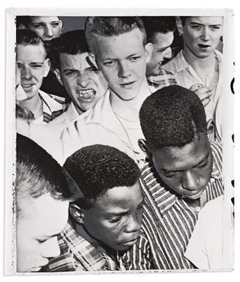 (CIVIL RIGHTS.) 17 photographs relating to the Little Rock school integration crisis.